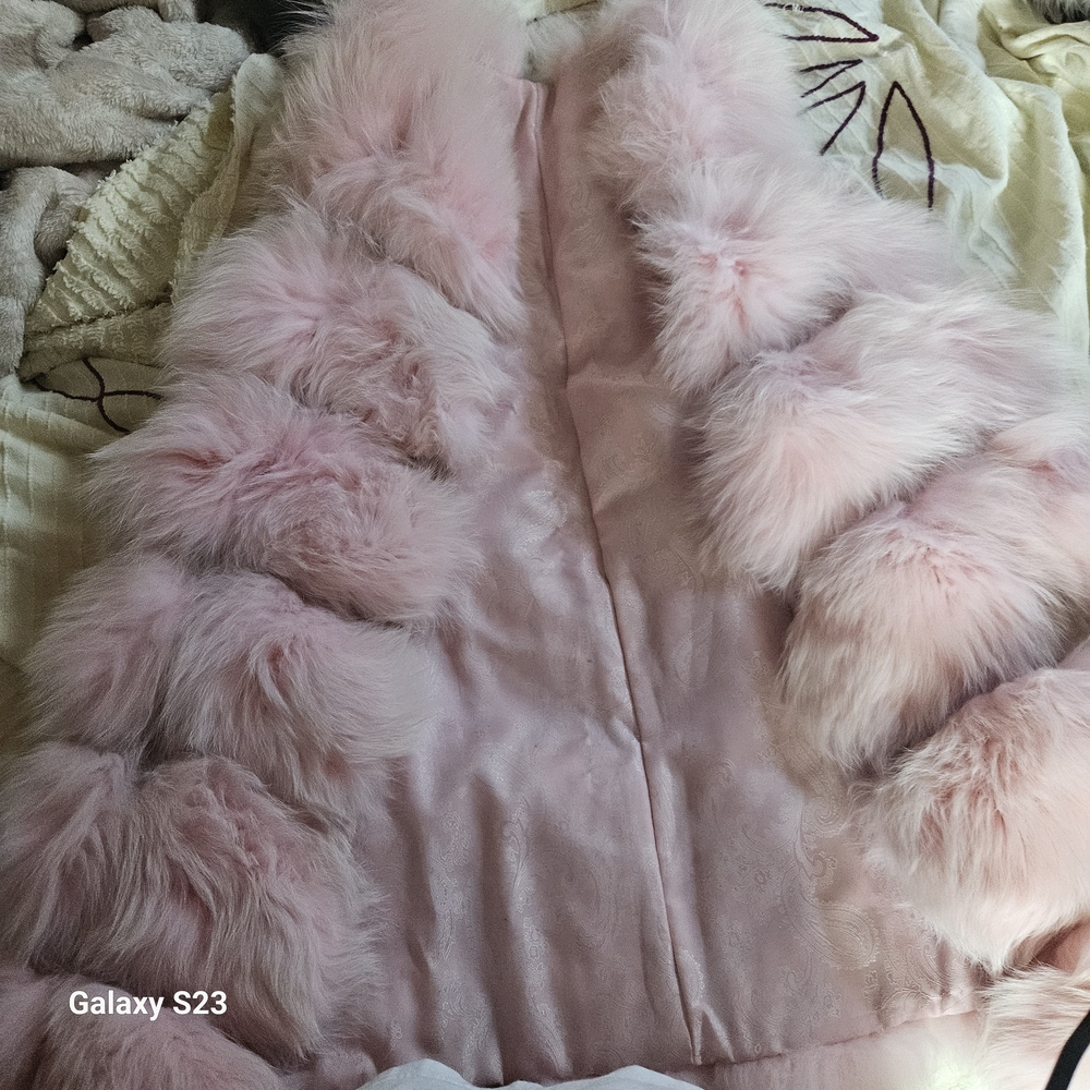 Luxurious Pink Fox Fur Vest